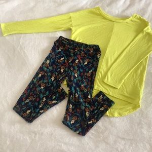 Girlslion king Lula rue leggings and old navy top